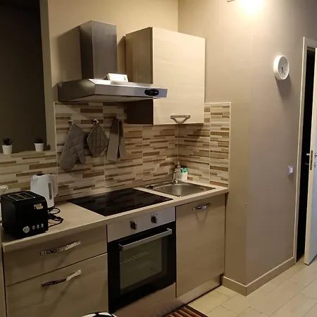 U Peri Alivu House * קטאניה
