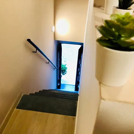 U Peri Alivu House *